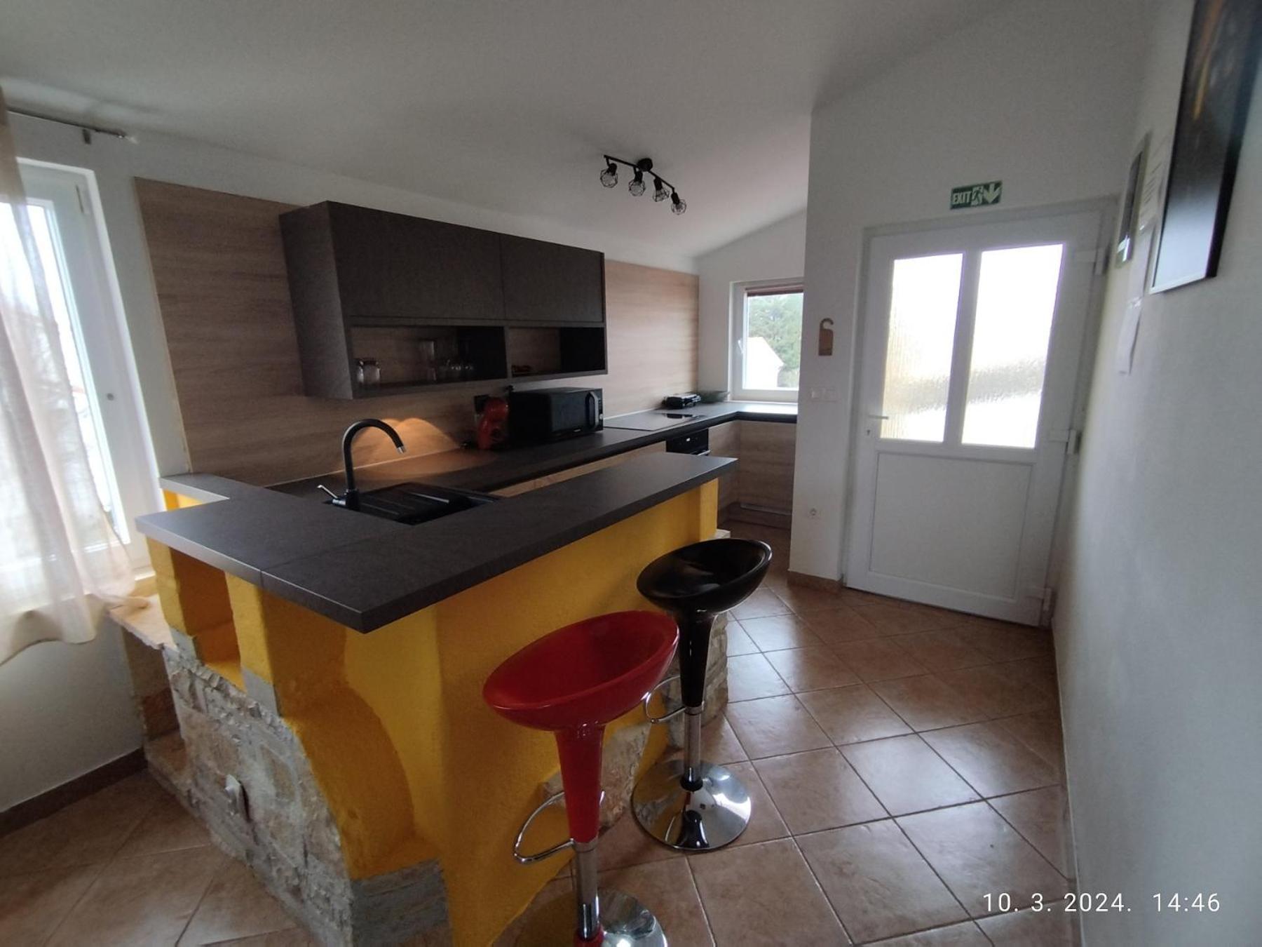 Apartment Zelena Oaza Sisan 75 M2 - 2 Bedrooms Eksteriør bilde